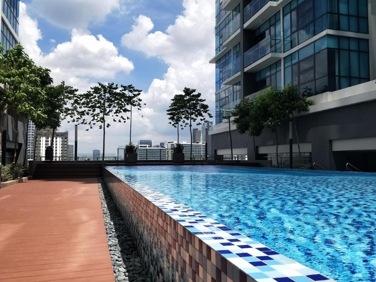 Netflix # Sky Suite Near Jaya One By Salaam Suites, 2 Pax Petaling Jaya Exterior photo